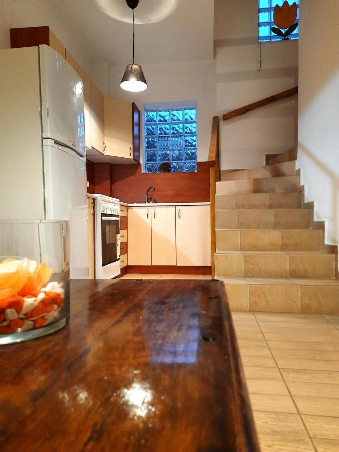 Kokkónion Irene'S Maisonette At Rafaella Resort מראה חיצוני תמונה